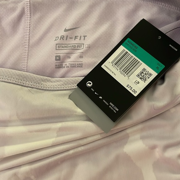 Nike Women’s tennis Skirt new XL - Picture 2 of 3